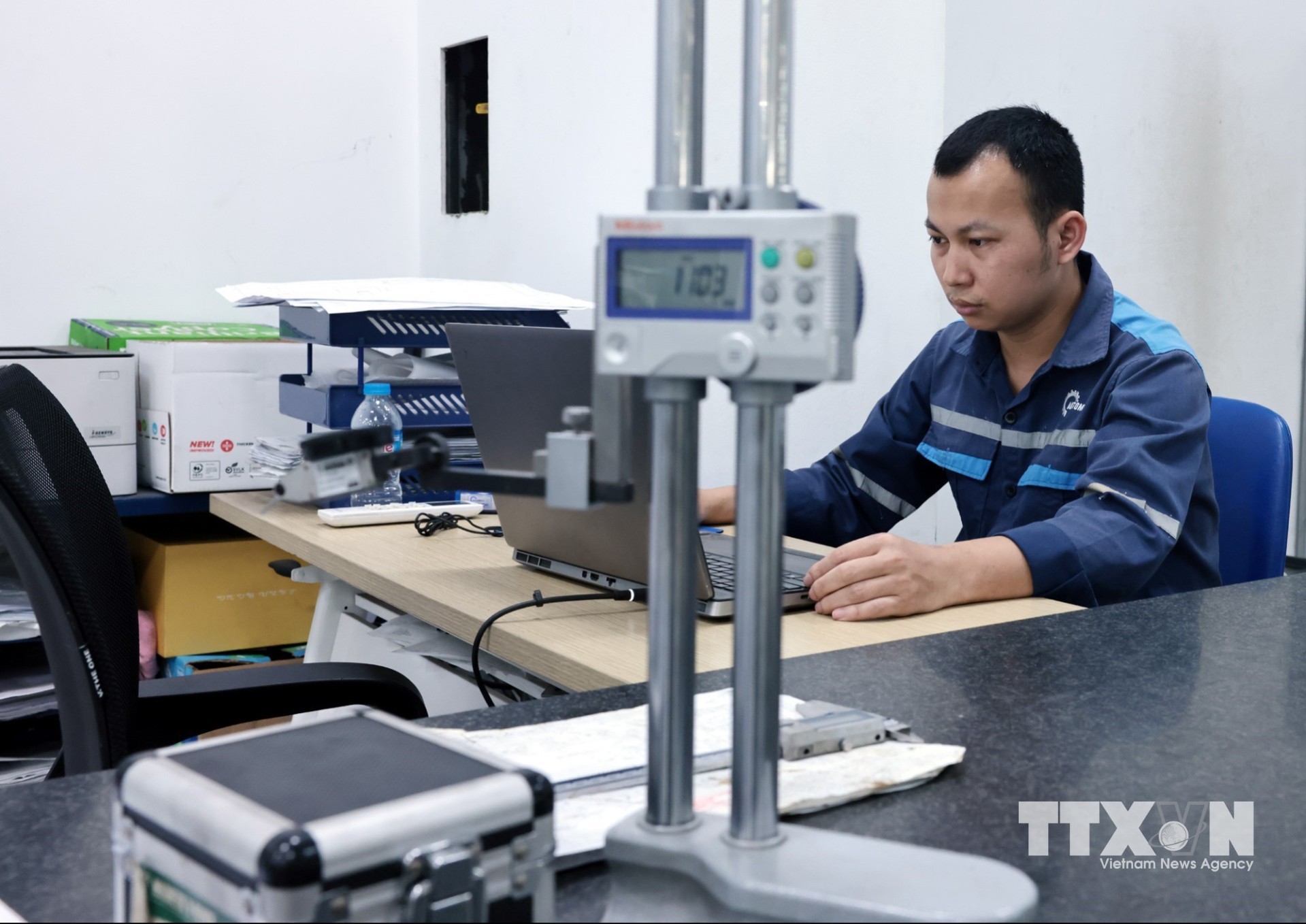 Automech giúp doanh nghiệp đối tác số hóa từng công đoạn sản xuất, tối ưu hóa chi phí vận hành, giảm lãng phí nguyên vật liệu và nâng cao độ chính xác chuẩn quốc tế. (Ảnh: Trần Việt/TTXVN)